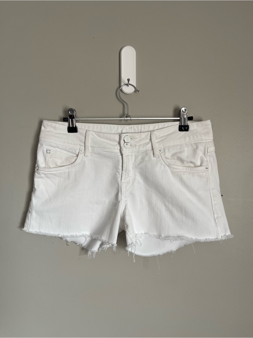 HUDSON | Croxley Mid Thigh White Denim Cutoff Shorts Sz 26 - Picture 3 of 10